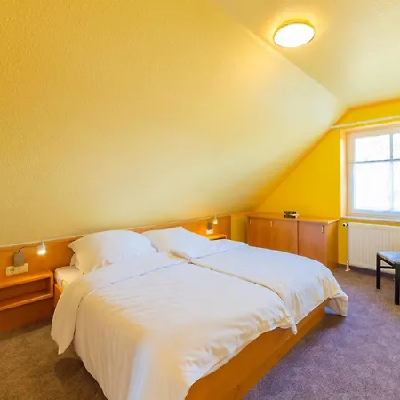 Der Südschwede ... Dein Mitten In Und Nah Zum Ostseeheilbad Zingst