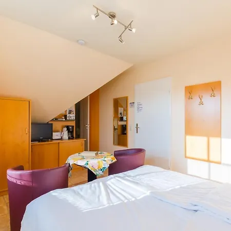 Der Suedschwede ... Dein Gaestehaus Mitten In Und Nah Zum Apartamento Zingst