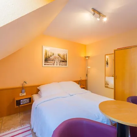 Apartamento Der Suedschwede ... Dein Gaestehaus Mitten In Und Nah Zum *